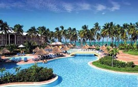 Dreams-Palm-Beach-Punta-Cana--Hotel-family-area